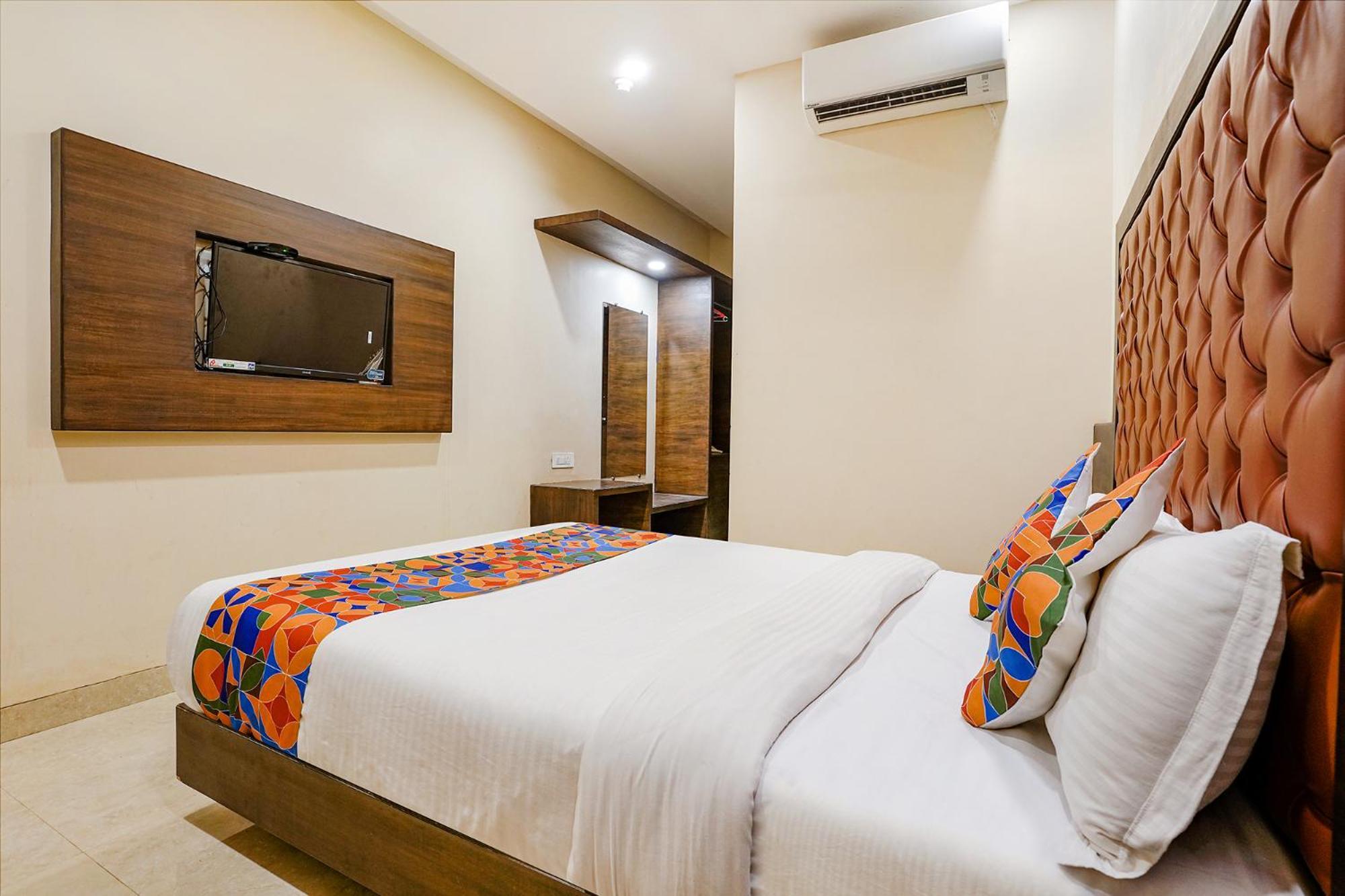 Fabhotel Vertigo Suites - Nr Bkc Bombay Eksteriør billede