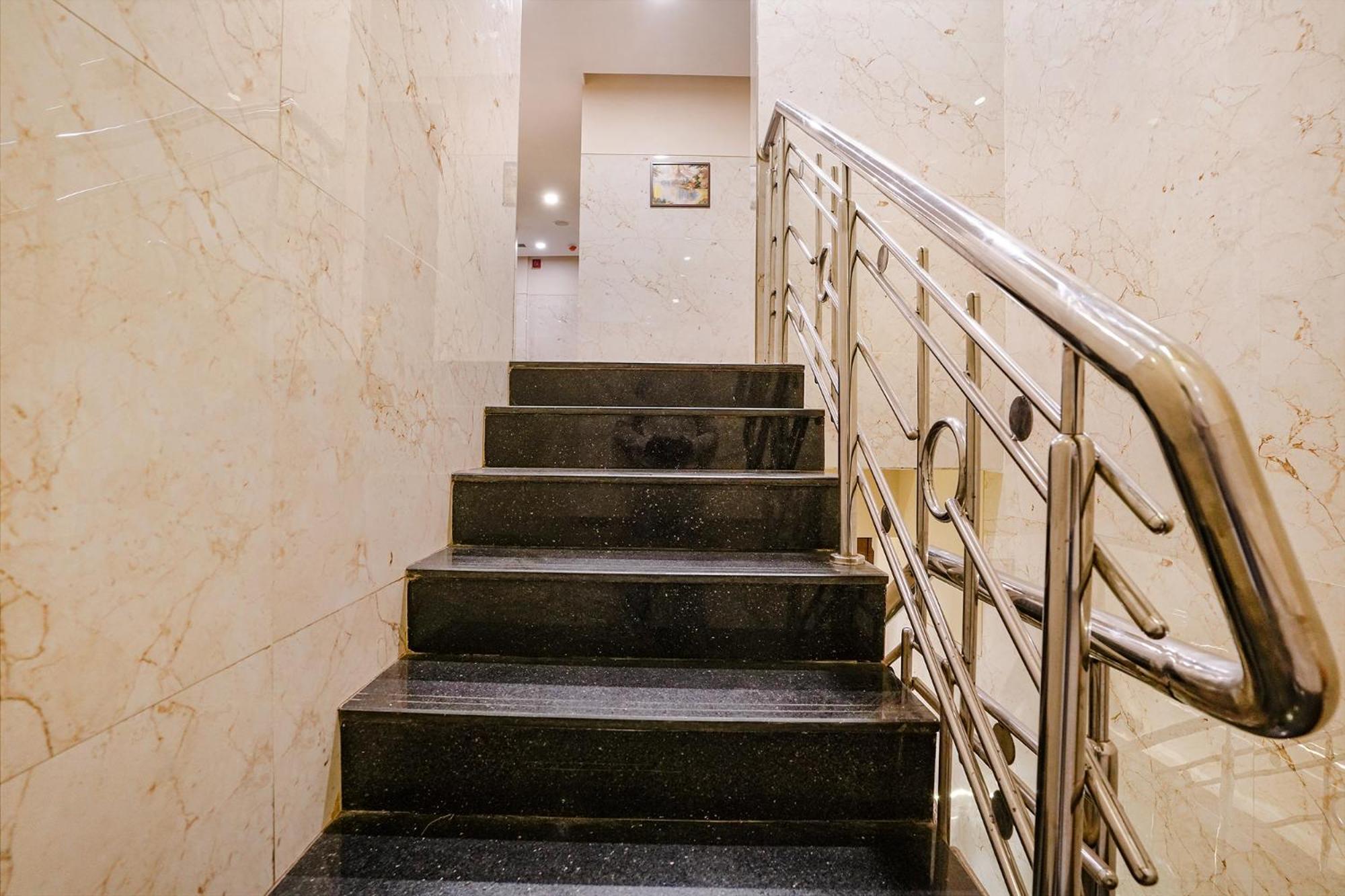 Fabhotel Vertigo Suites - Nr Bkc Bombay Eksteriør billede