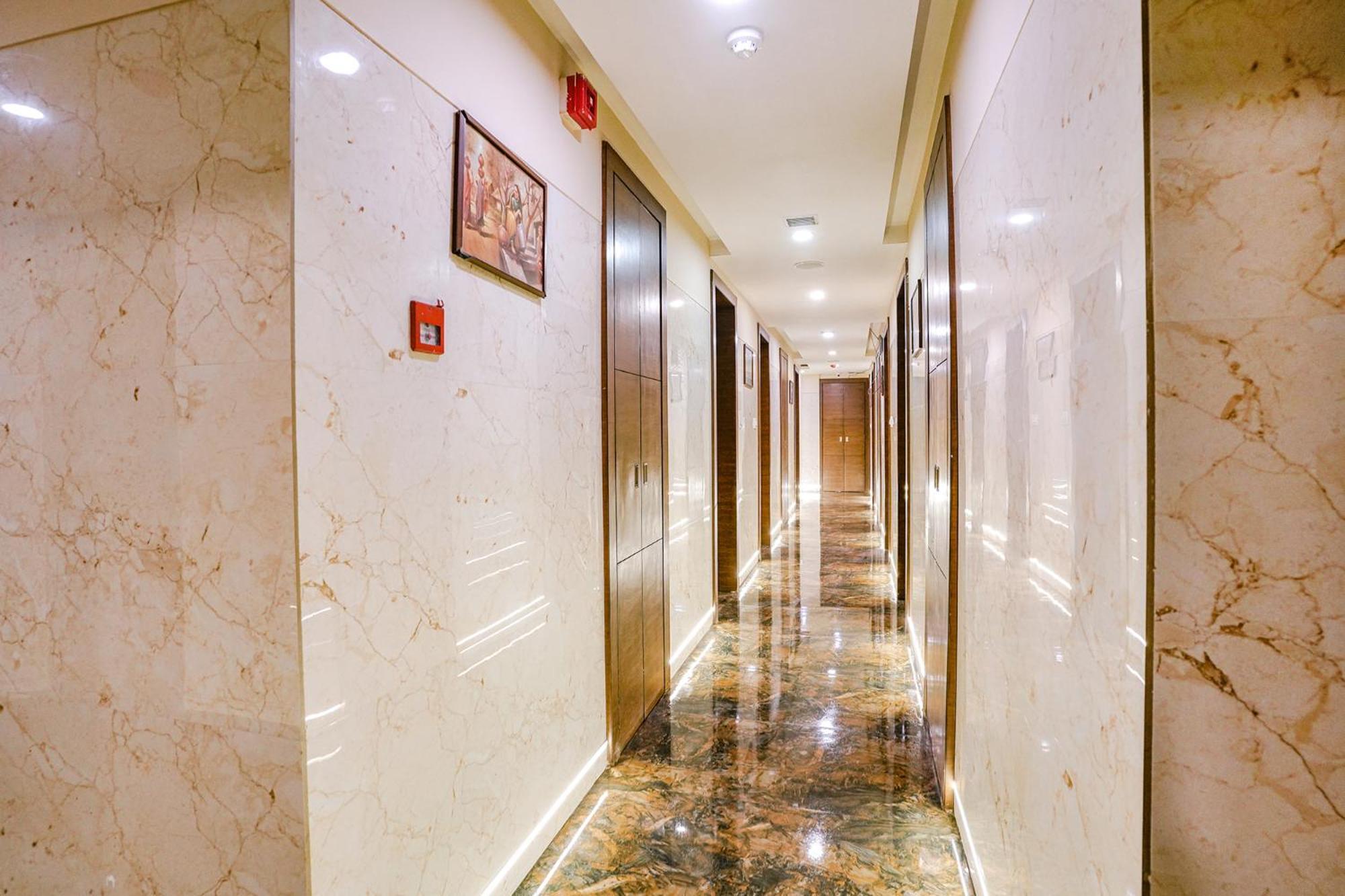 Fabhotel Vertigo Suites - Nr Bkc Bombay Eksteriør billede