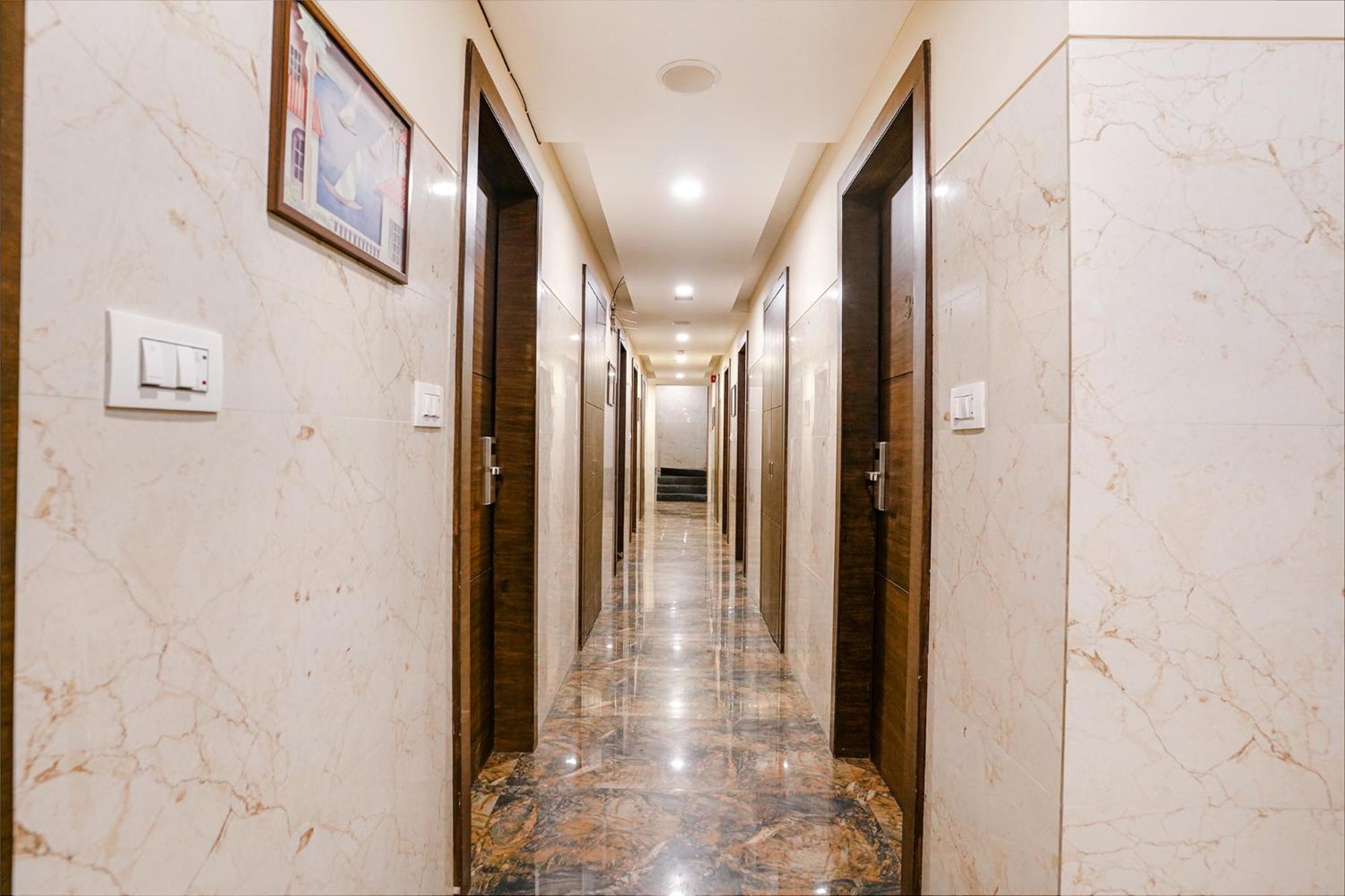 Fabhotel Vertigo Suites - Nr Bkc Bombay Eksteriør billede